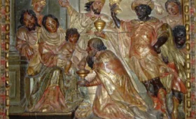 Relieve de la Adoración de los Pastores de Luisa Roldán en el Retablo Mayor de la Colegiata de Zafra.