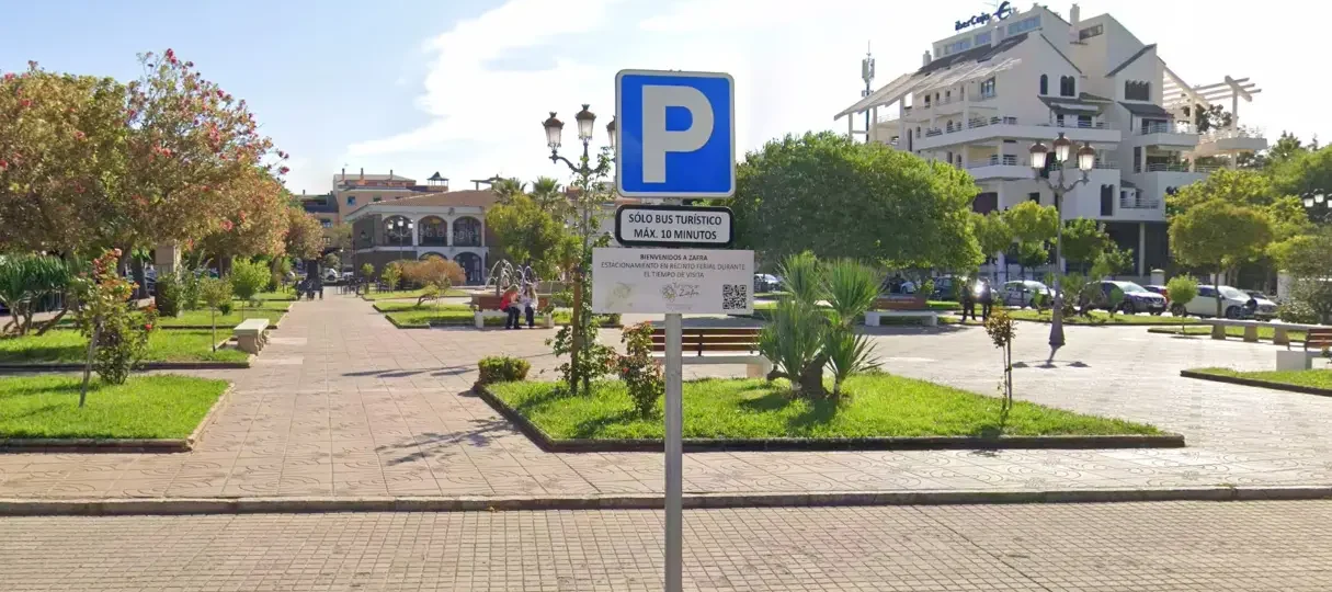 Punto de parada para autobuses turísticos en Zafra calle López Asme